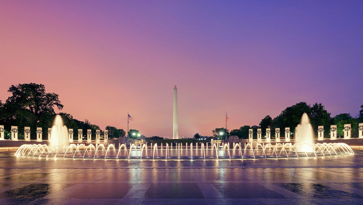 WW2 Memorial in Washington DC Sunset
